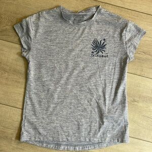 Patagonia kids capilene t shirt. Size Medium